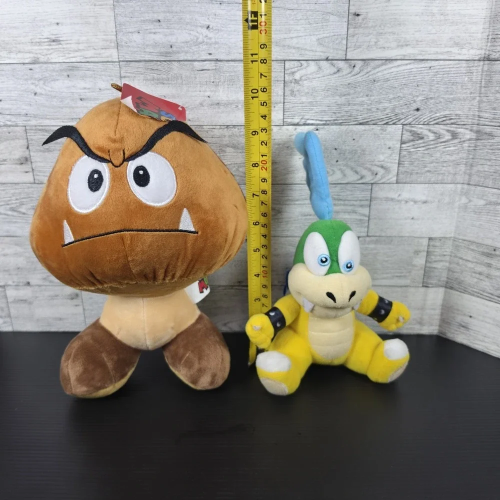 Club Mocchi Mocchi Super Mario Goomba Mega Plush 17